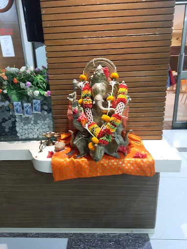 Shri Hari Bhojanalaya Pure Veg Dining Hall